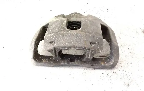 BMW 5 E60 E61 Front brake caliper 6030324