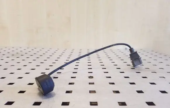 Opel Antara Detonation knock sensor 96980750