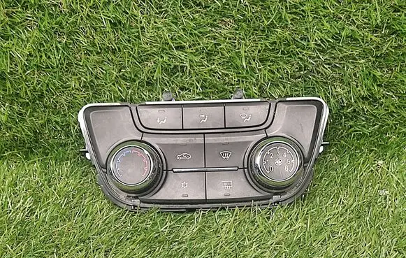 Buick Encore I Climate control unit 39081561 A2C113498001