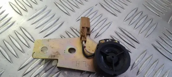 Nissan Maxima Front door speaker 631100 631-100