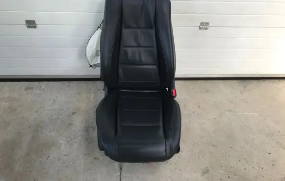 Front passenger seat