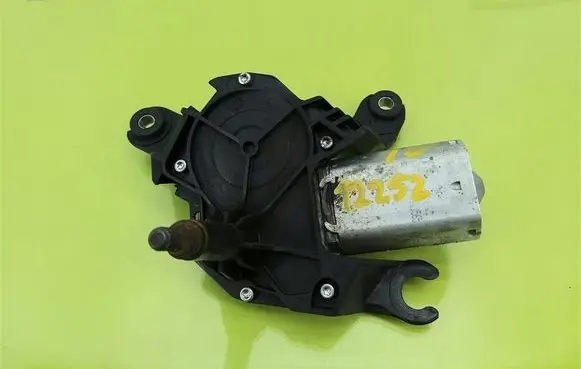 Toyota Yaris Rear window wiper motor 851300D010