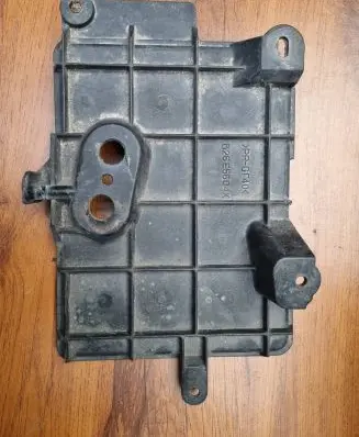 Mazda 323 Battery box tray cover/lid B26E5604X