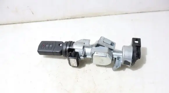 Mazda 5 Ignition lock X1T26471