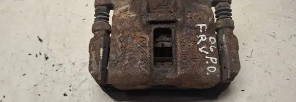 Honda FR-V Front brake caliper