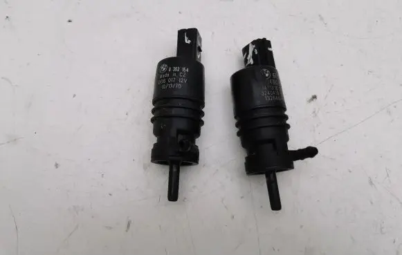 BMW 5 F10 F11 Windscreen/windshield washer pump 693416001 8362154