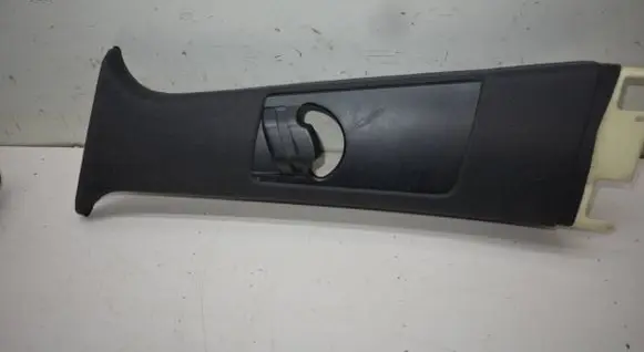 BMW X5 E53 (B) pillar trim (top) 8203871