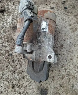 Mazda 6 Starter motor L813 M000T90981