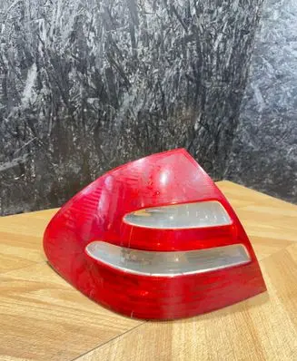 Mercedes-Benz E W211 Rear/tail lights