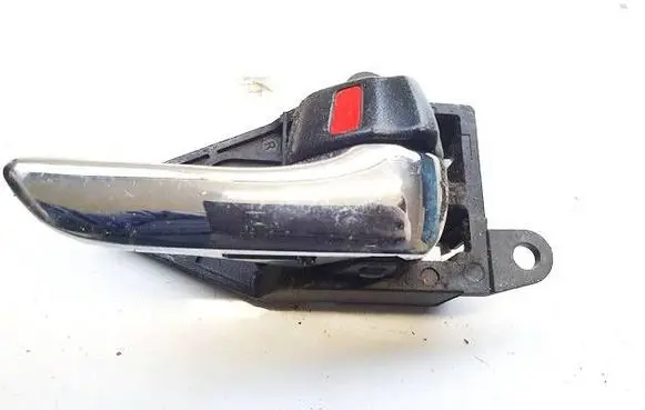 Toyota Avensis Verso Front door interior handle 