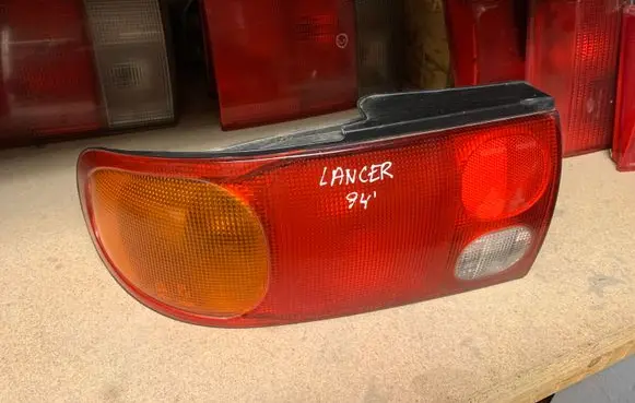 Mitsubishi Lancer Rear/tail lights 0431563