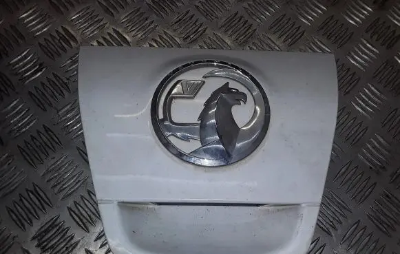 Opel Astra J Tailgate/trunk/boot exterior handle 13372619