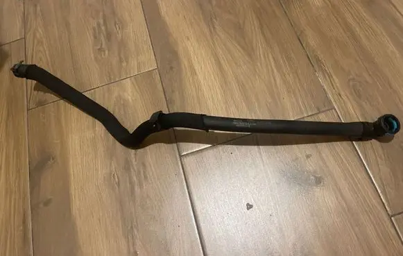 Land Rover Range Rover Velar Engine coolant pipe/hose HK838N241DE
