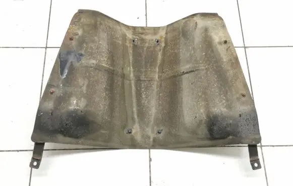 Fuel tank mounting bracket