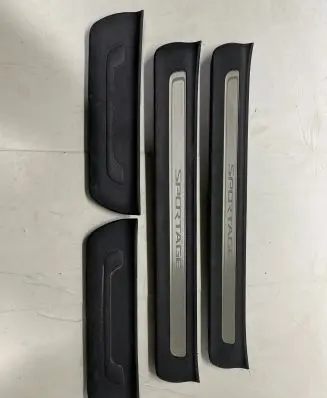 KIA Sportage sill trim set (inner) 