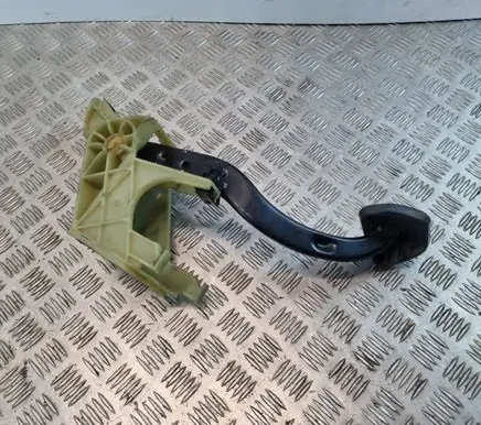 BMW 7 E65 E66 Brake pedal 6753824 6752517 35106752517