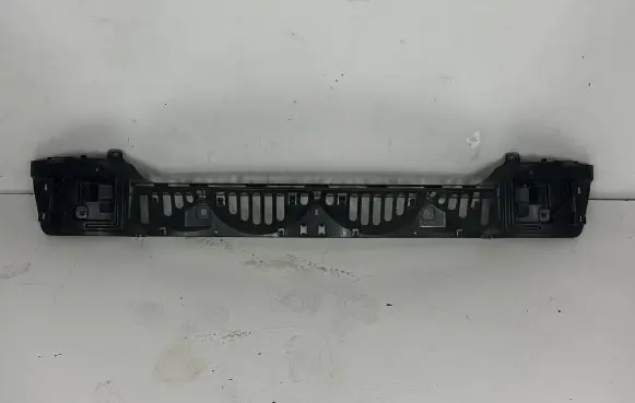 BMW 6 F12 F13 Rear bumper mounting bracket 7223161