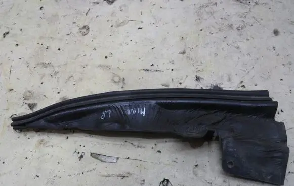 Mini Cooper Countryman R60 Fender end trim 9803480