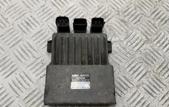 Toyota Avensis T250 Fuel injection control unit/module 1310001371 8987120070