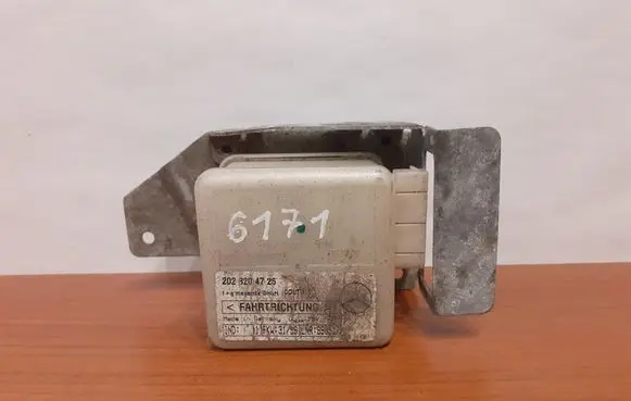 Mercedes-Benz E W124 Other devices 6171 2028204726