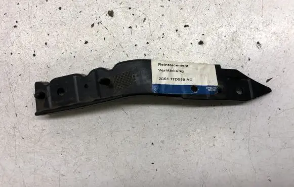 Ford Fiesta Front bumper mounting bracket 2S6117D959AD 1142577
