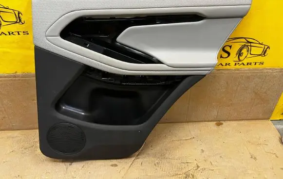 Land Rover Evoque II Rear door card panel trim
