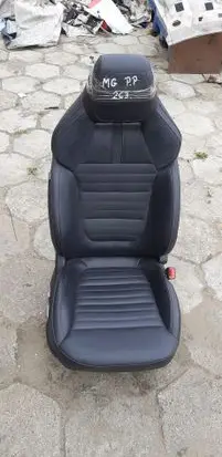 MG HS Front passenger seat 