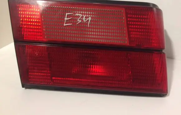 BMW 5 E34 Tailgate rear/tail lights 1384011L
