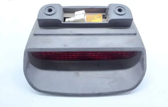 Hyundai Matrix Third/center stoplight 92750170