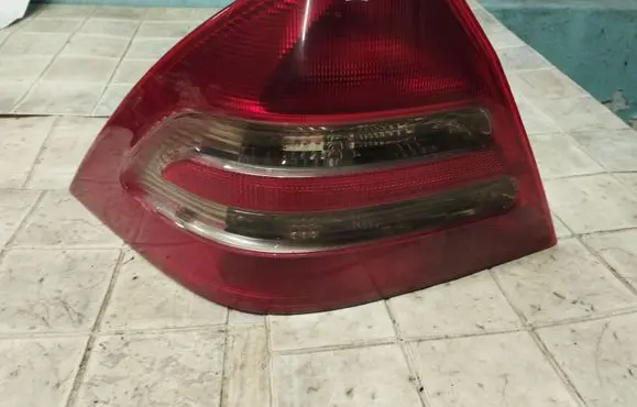 Mercedes-Benz C W203 Rear/tail lights