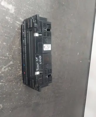 Volkswagen PASSAT B5.5 Climate control unit 3B1907044H