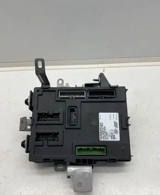 Nissan X-Trail T32 Comfort/convenience module 284B14CB7A 116RAI002868 116RI002869