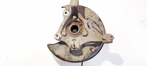Opel Insignia A Front wheel hub 