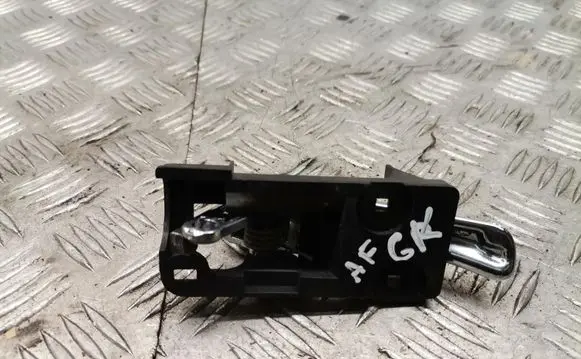 Rear door interior handle