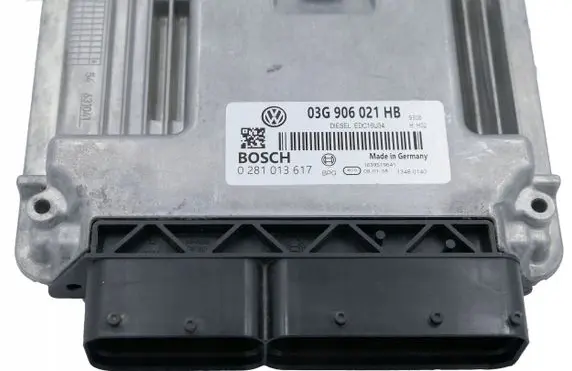 Volkswagen Golf V Engine control unit/module 03G906021HB