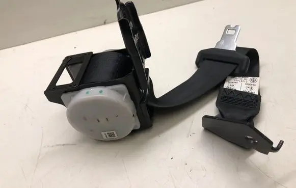 Mazda 3 III Middle seatbelt (rear) T86386T BGK030037K