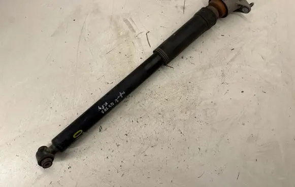 Infiniti QX30 Rear shock absorber/damper 562005DL0B A0913200731