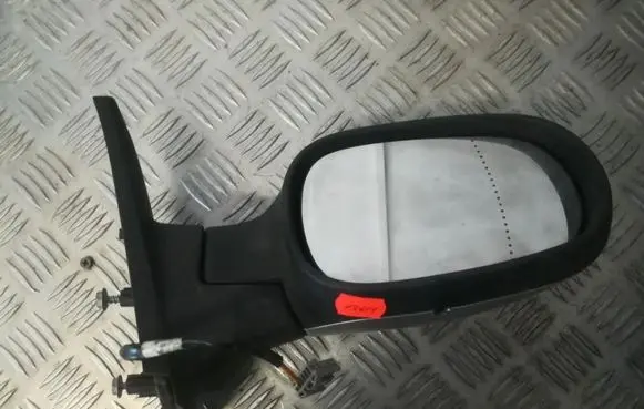 Nissan Micra Front door electric wing mirror 12373030
