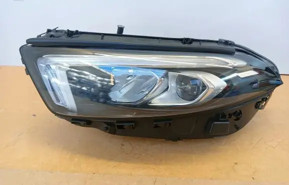 Mercedes-Benz CLA C117 X117 W117 Headlight/headlamp 1779062700