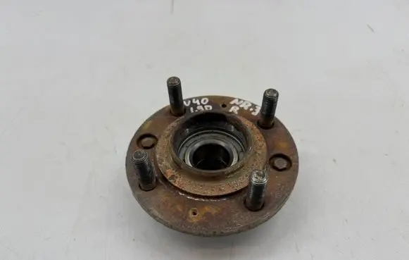 Volvo S40, V40 Rear wheel hub 