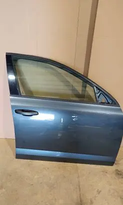 Skoda Octavia Mk3 (5E) Front door 
