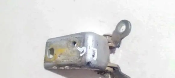 Ford Mondeo MK I Rear door lower hinge 93bbf26806ah 93bb-f26806-ah