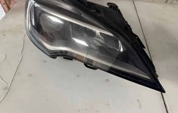 Opel Astra K Headlight/headlamp 39077803 6519700000000X 662568537