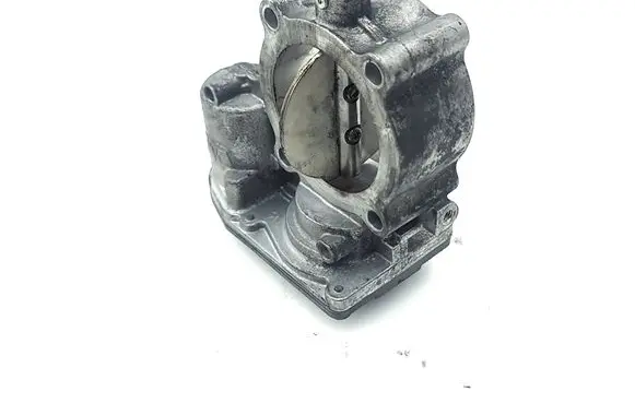Maserati Ghibli Throttle valve 05014B6670