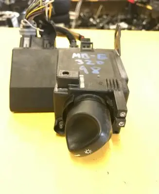 Mercedes-Benz E AMG W210 Light switch