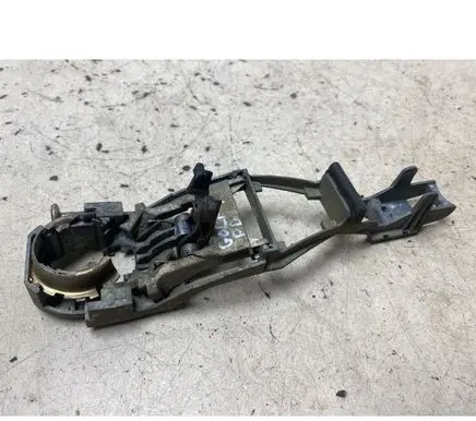 Volkswagen Golf IV Front door exterior handle/bracket 3B0837885
