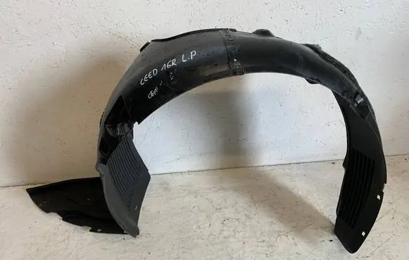 KIA Ceed Front wheel arch liner splash guards 86813A2600