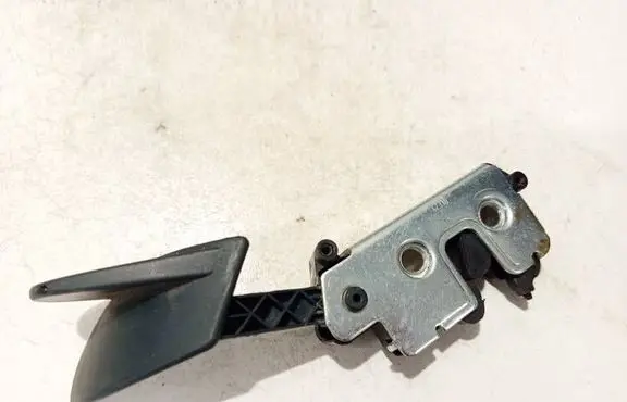 Ford Ka Seat back rest lock catch 