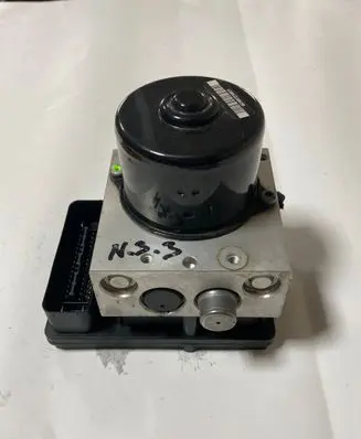 Nissan Navara D40 ABS Pump 06210908873 00404911D0 LTC7C22C64