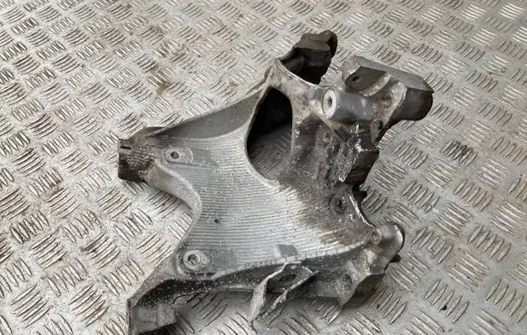 Audi S5 F5 Engine mounting bracket 8W0399296E